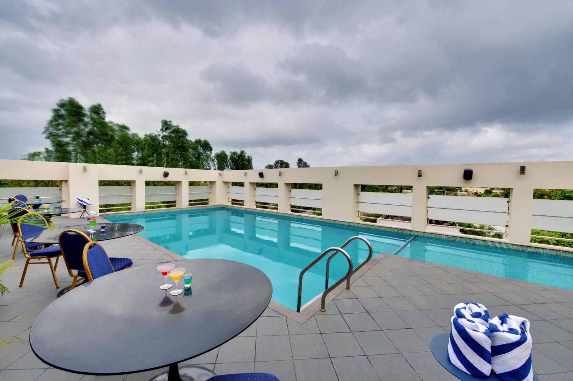 The Fern Residency, Vadgaon - Talegaon, Pune Zewnętrze zdjęcie
