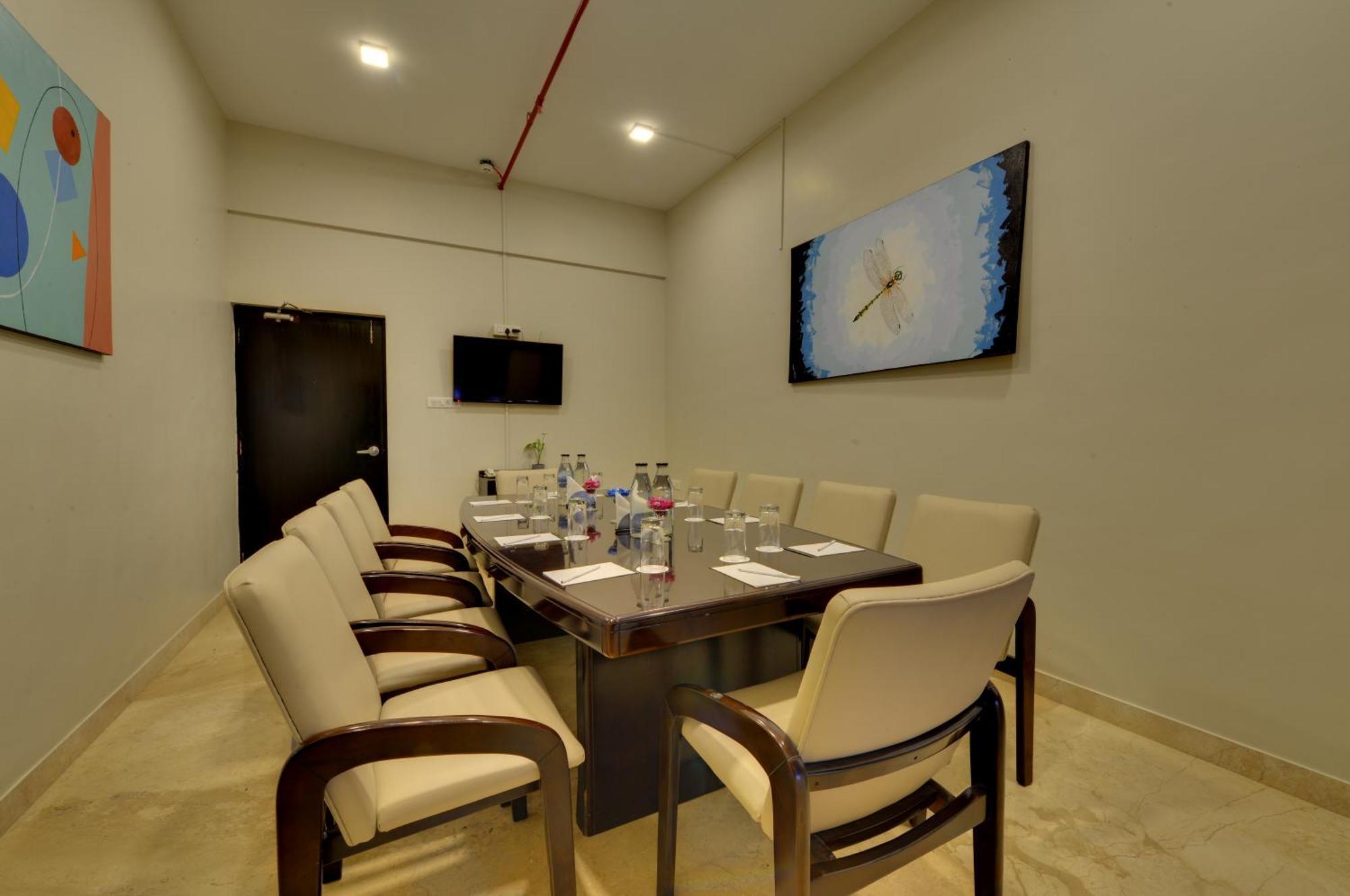 The Fern Residency, Vadgaon - Talegaon, Pune Zewnętrze zdjęcie