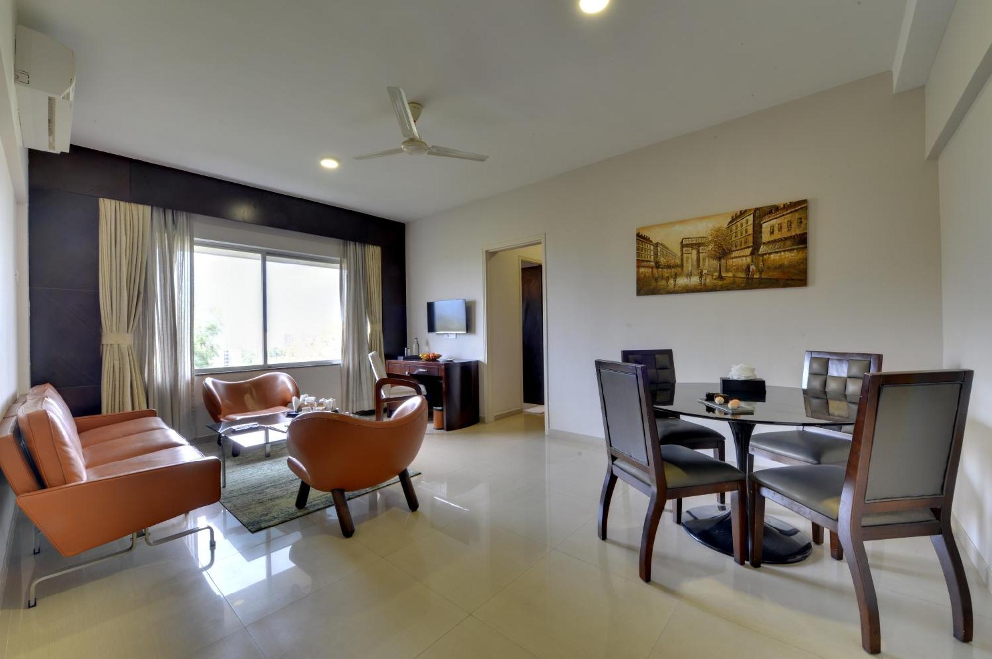 The Fern Residency, Vadgaon - Talegaon, Pune Zewnętrze zdjęcie