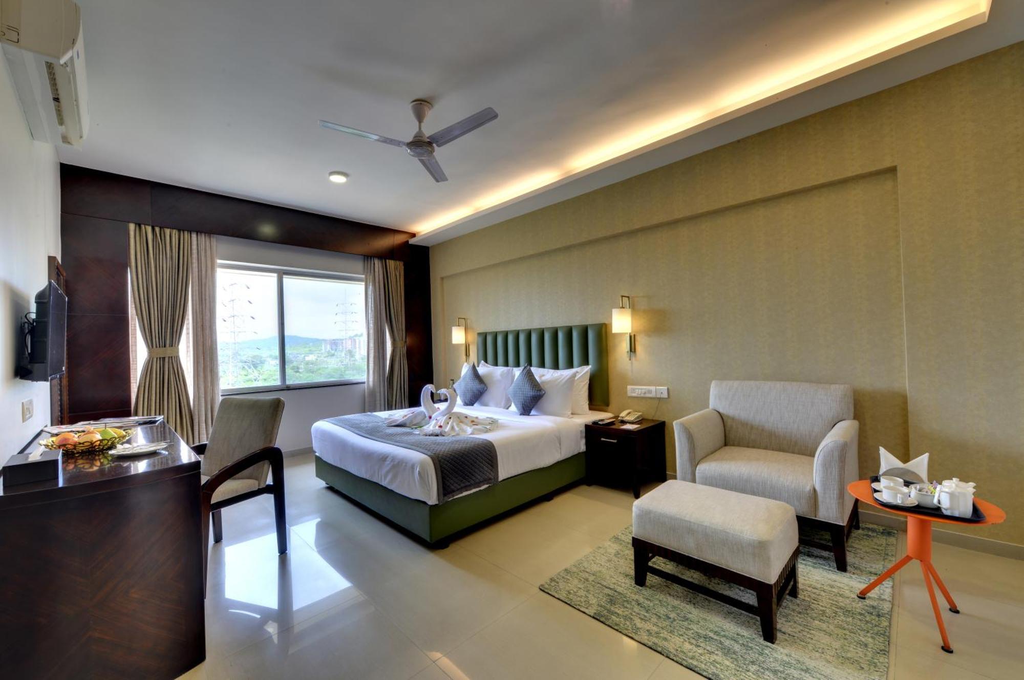 The Fern Residency, Vadgaon - Talegaon, Pune Zewnętrze zdjęcie